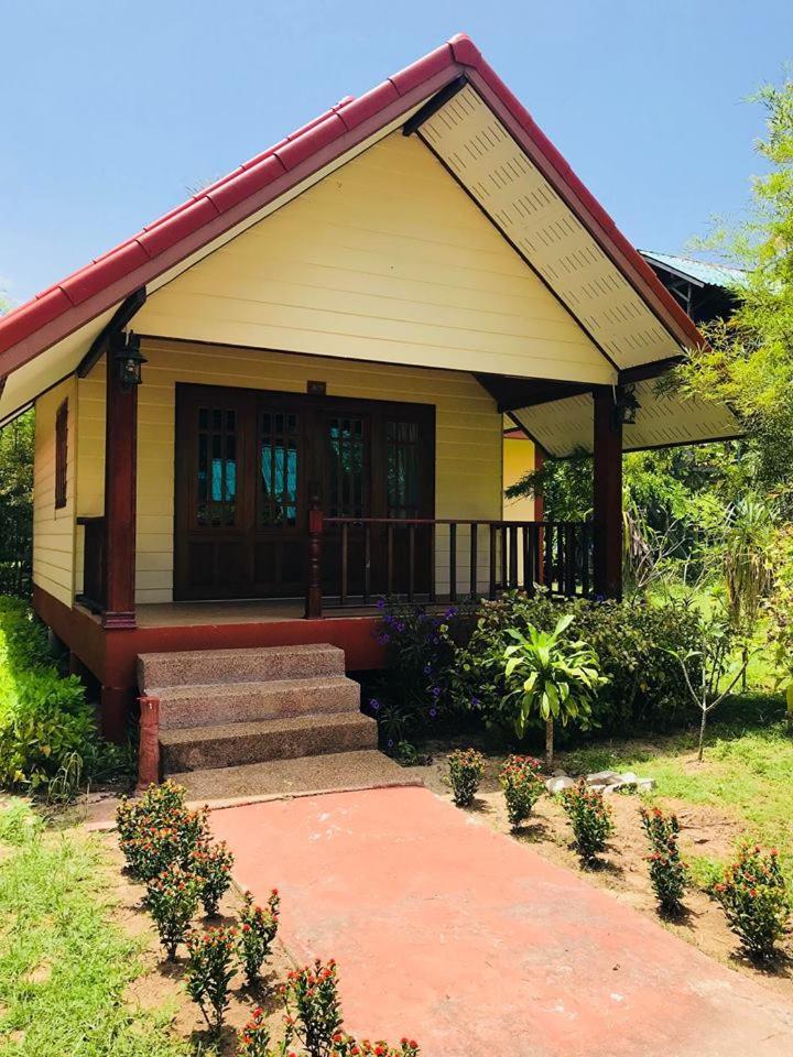 Sayang Beach Resort Ko Lanta Dış mekan fotoğraf